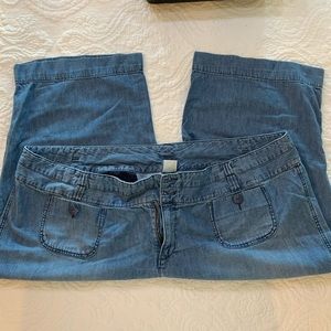 Old Navy Crop Jeans